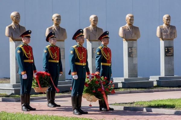 Новосибирское высшее военное командное училище